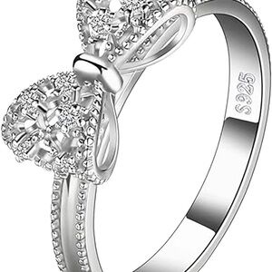 Elegant Silver Bow Ring